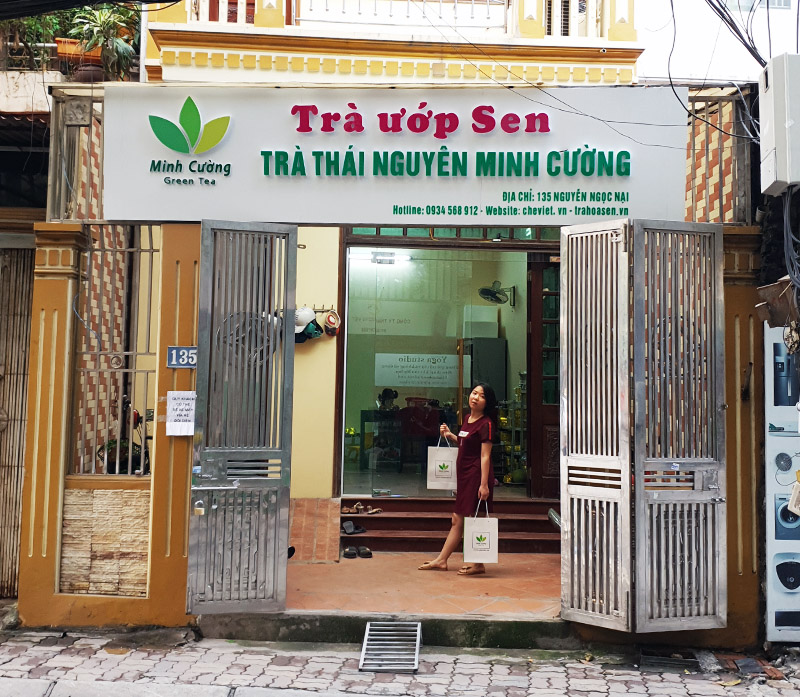 Cửa hàng trà sen Minh Cường tại 135 Nguyễn Ngọc Nại
